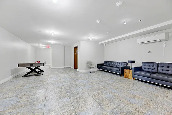 Rented by Prime Square Realty | media 10