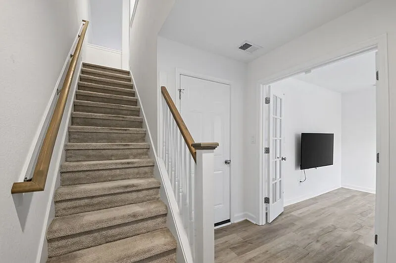 3 bed, 2.5 bath, 1808 sqft, $2,700 — Photo 4