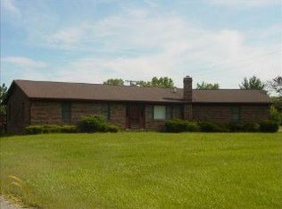 7414 Broadbridge Rd, Cottrellville, MI 48039