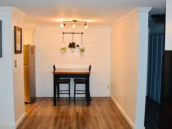 2nd image of 1243 Gaylord St APT 108