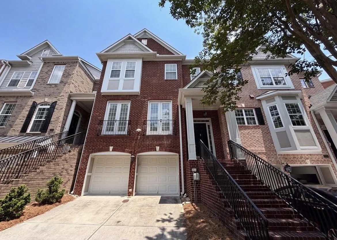 4 bed, 6.0 bath, 2675 sqft, $2,400 — Photo 1