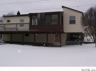 5367 Bear Rd, North Syracuse, NY 13212