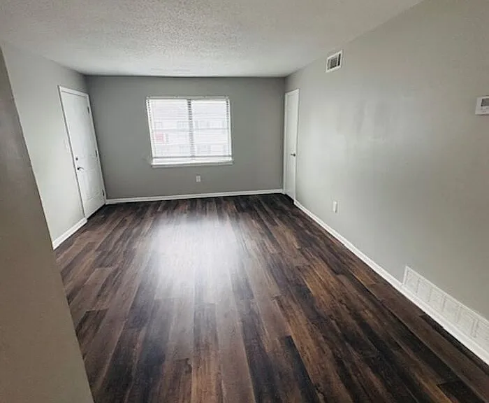 9455 Goodman Rd #B3 — Photo 2