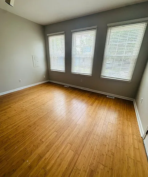 1017 Lampton Aly — Photo 5