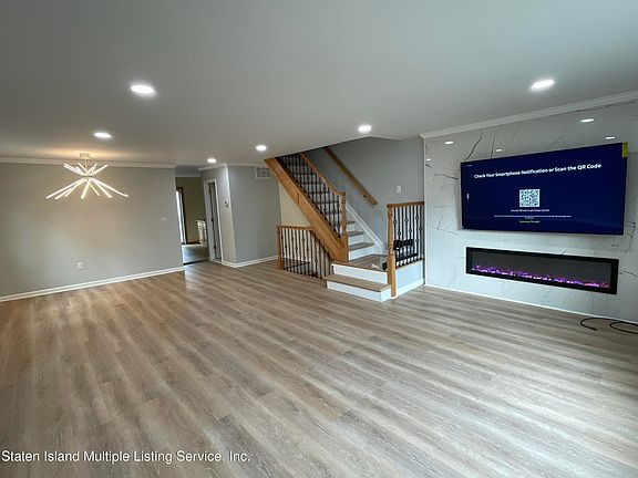 2nd image of 78 Boyce Ave