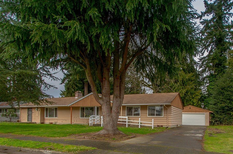 1st image of 1505 25th St SE