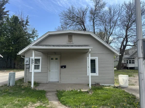 105 E Dartmouth St, Vermillion, SD 57069