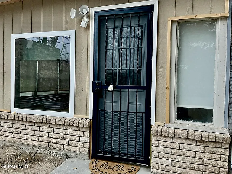 1203 Madeline Dr #B — Photo 1