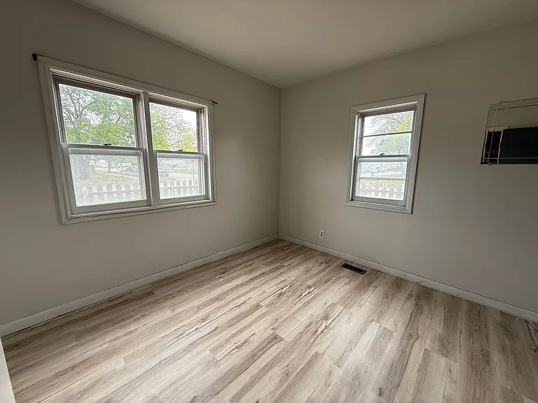 2202 D Ave — Photo 19