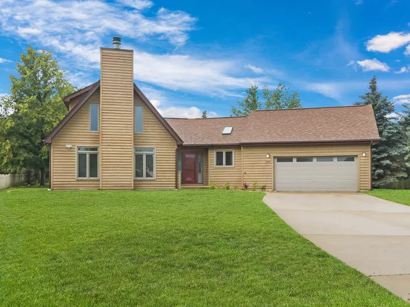 3140 Judith Ct, Winthrop Harbor, IL 60096