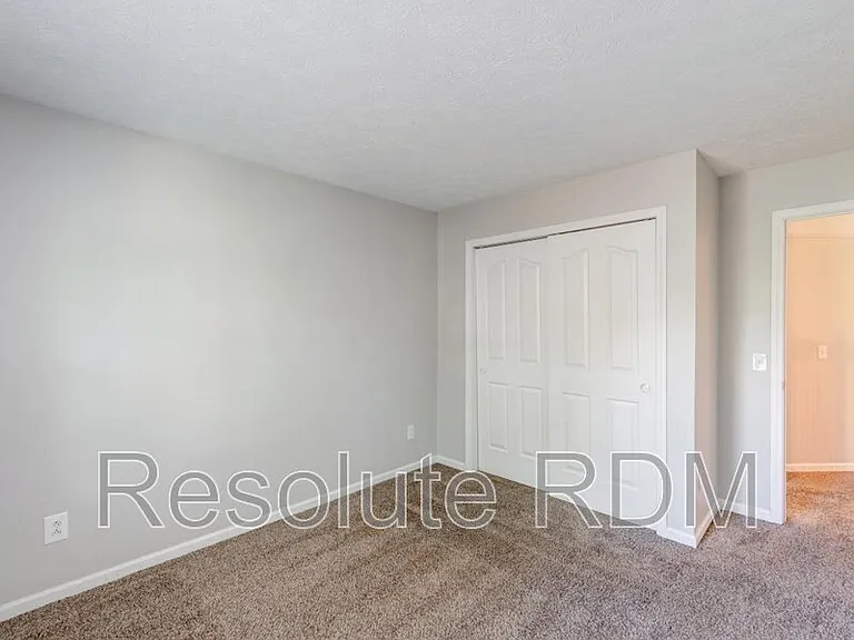 8262 Plumwood Ln — Photo 26