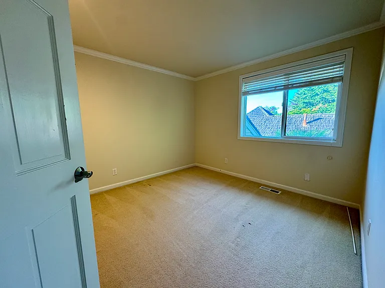 6133 147th Pl NE — Photo 20