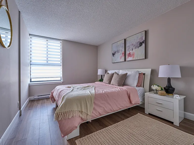 89 Forward Ave — Photo 16