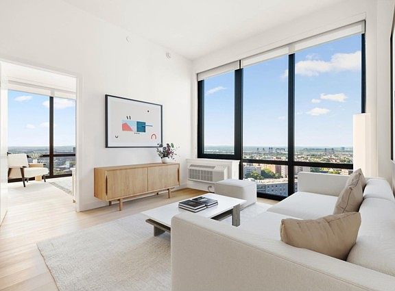 2nd image of 55 Orchard St #2103