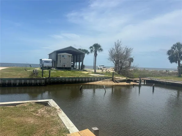 758 MAIN STREET, HORSESHOE BEACH, FL 32648