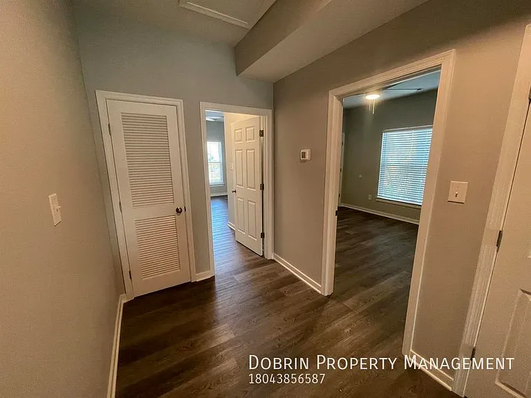 2080 Moore St — Photo 8