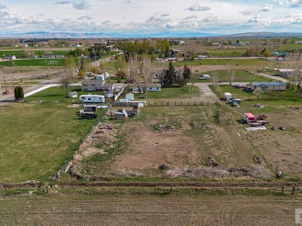 804 W 40 S, Blackfoot, ID 83221