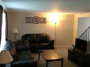 214 Greenfield Dr, Tonawanda, NY 14150
