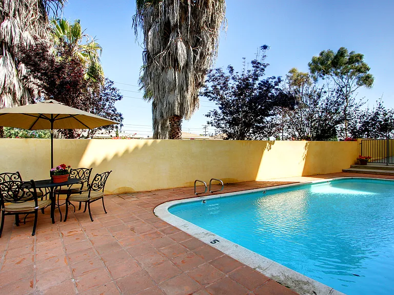 Del Rey Vista Apartments — Photo 7