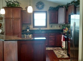 6074 Bradford Ln, Johnston, IA 50131
