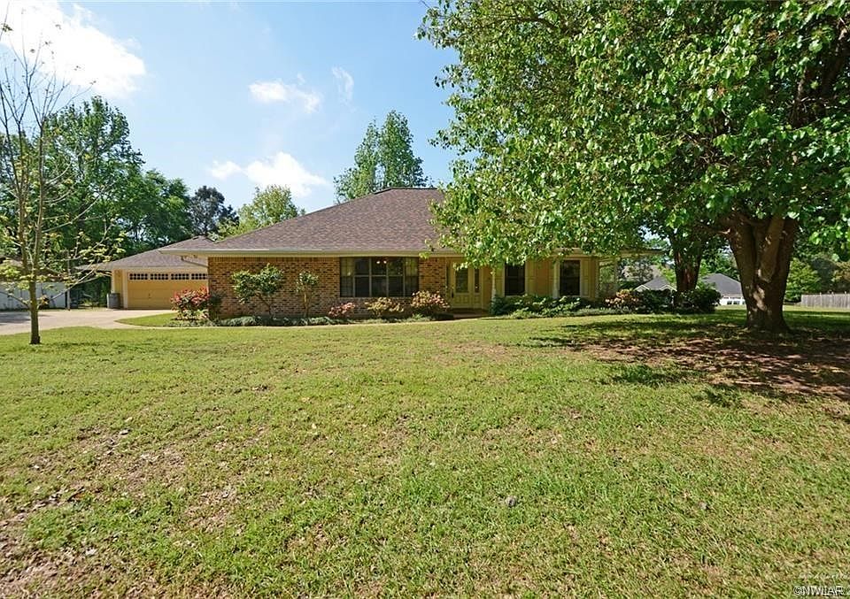 1st image of 109 Bay Hills Dr