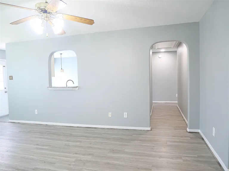 11931 Panay Village Cir — Photo 19