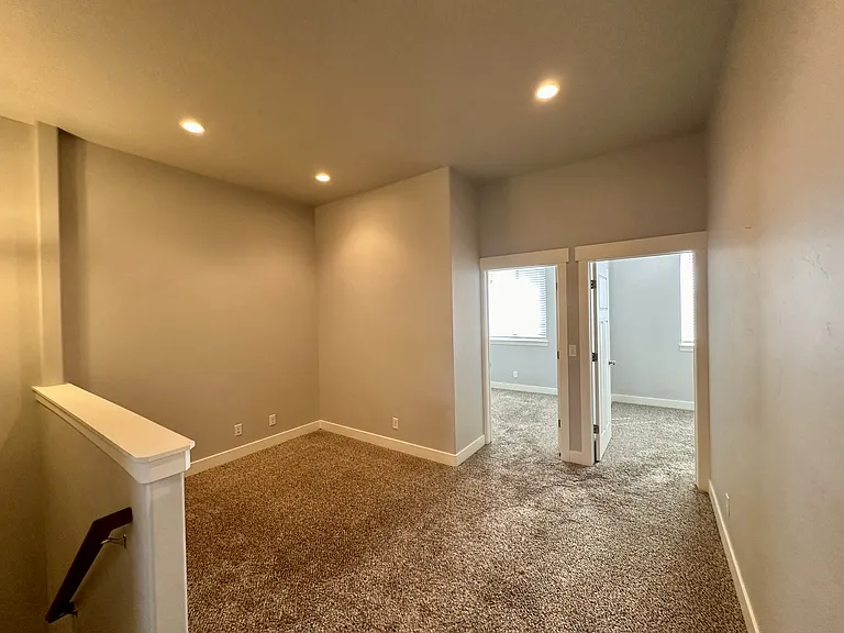 7942 S 5095 W — Photo 9