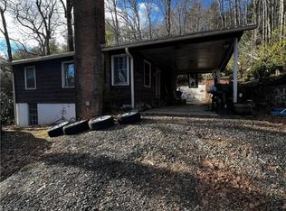 7105 Grady Holland Rd, Newland, NC 28657