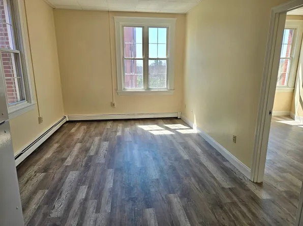 15 N Main St #30, Attleboro, MA 02703