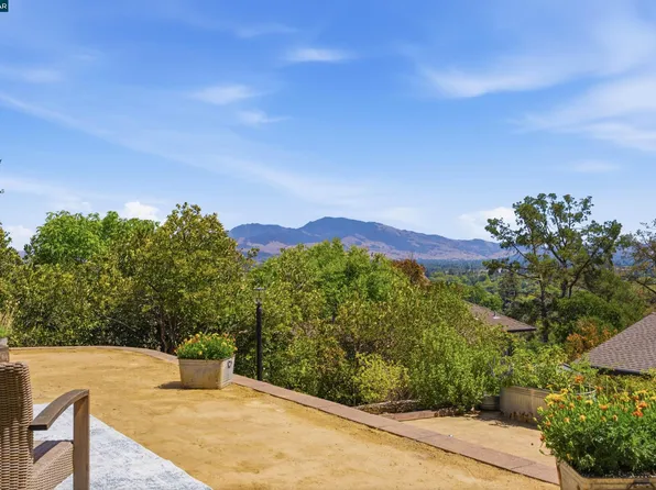 450 Little Rd, Pleasant Hill, CA 94523