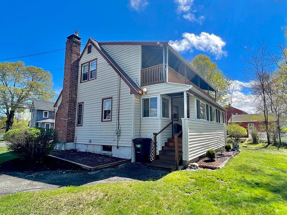 256 William St, Stoneham, MA 02180 Zillow