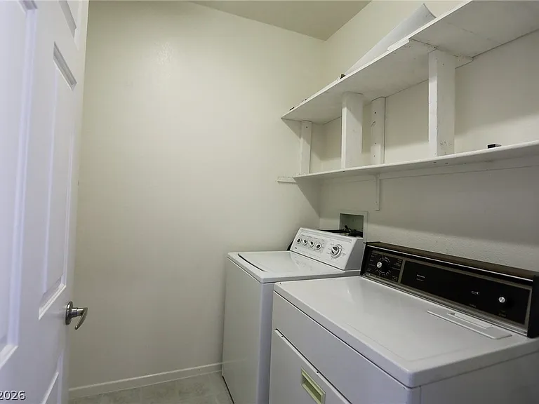 6472 Centennial Rd — Photo 12