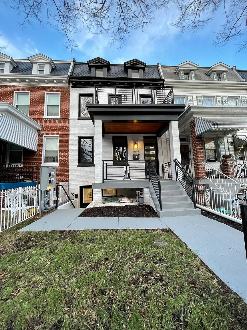 4019 Illinois Ave NW photo 1