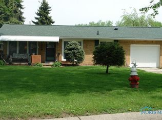 2039 Greenwich Ln, Toledo, OH 43611
