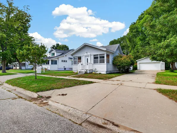 1842 Mills Ave, Muskegon, MI 49445