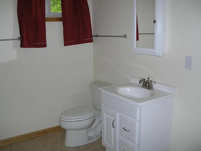 Bath - washer & dryer located in the bathroom