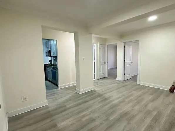 150-11 72nd Road image 3 of 12