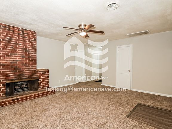 535950_003_wm_-_living_room_12990122.jpg