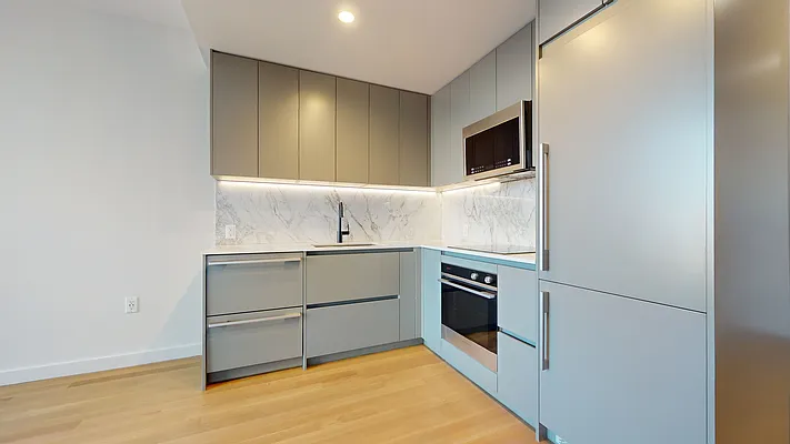 Rented by Bond New York | media 4