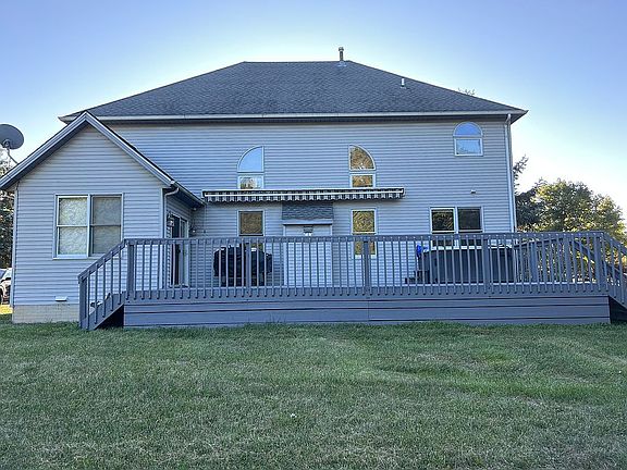2nd image of 1095 Arrowhead Dr