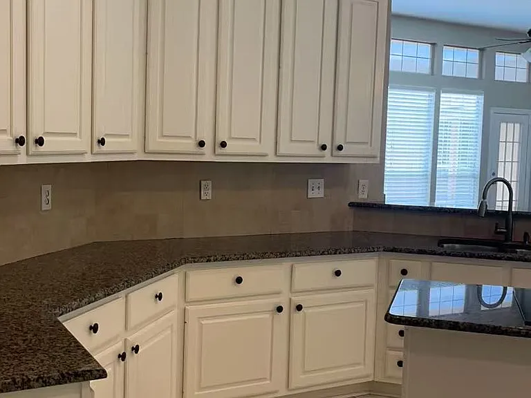 4645 Wales Dr — Photo 4