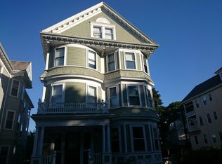 255 Walnut St #B, Brookline, MA 02445