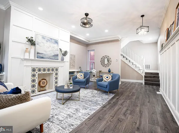 1733 Hollins St, Baltimore, MD 21223