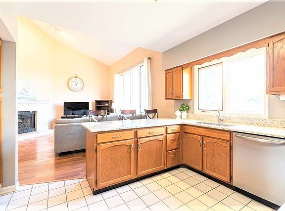 4th image of 1303 Pimlico Pkwy #21B