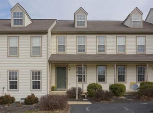 2707 Woodmont Dr, York, PA