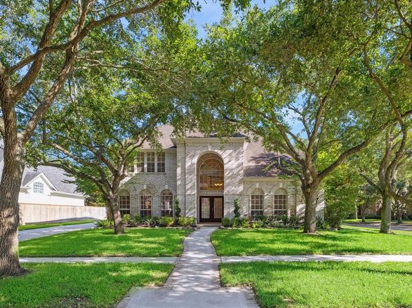 30 Watermill Pl