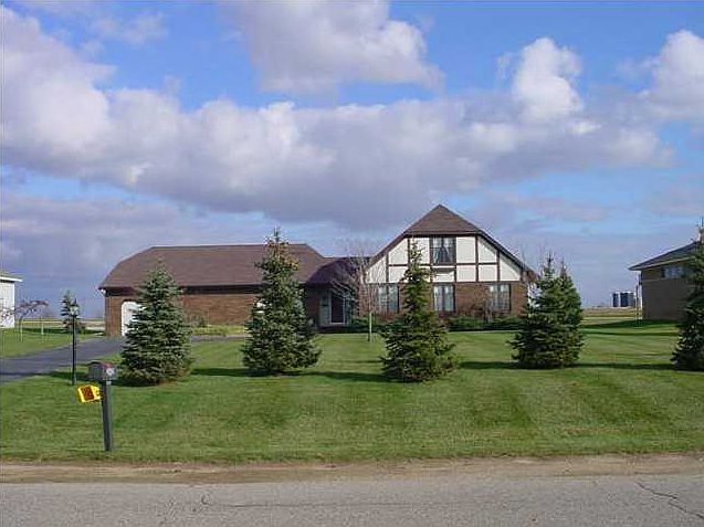 1st image of 2612 Air Park Dr