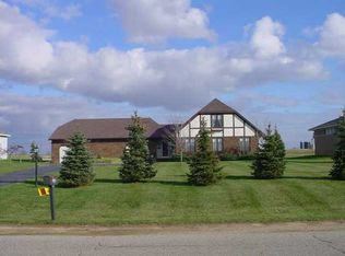 2612 Air Park Dr, Zeeland, MI 49464