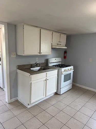 261-263 21st St #3 Photo 1