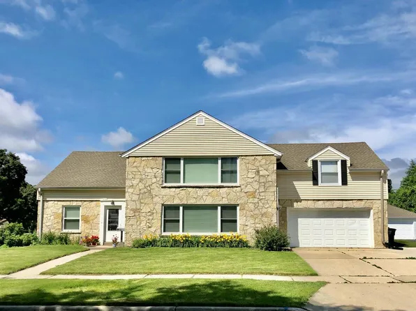 2105 Ludington AVENUE #2107, Wauwatosa, WI 53226